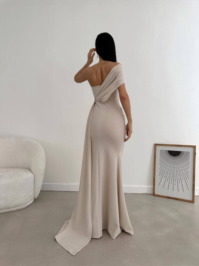 Trendusfashion Krep Kumaş Tek Omuz Asimetrik Kesim Abiye Elbise